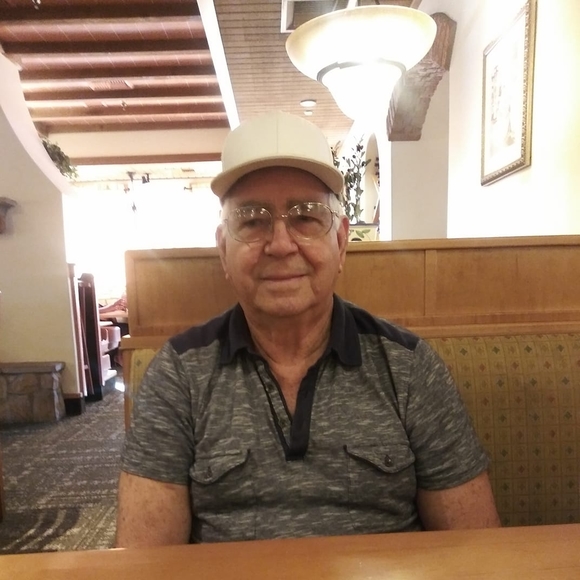 Meet your Posher, Librado - Picture 1 of 1